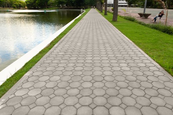 Cost of Pathway Pavers Installation in Murrieta